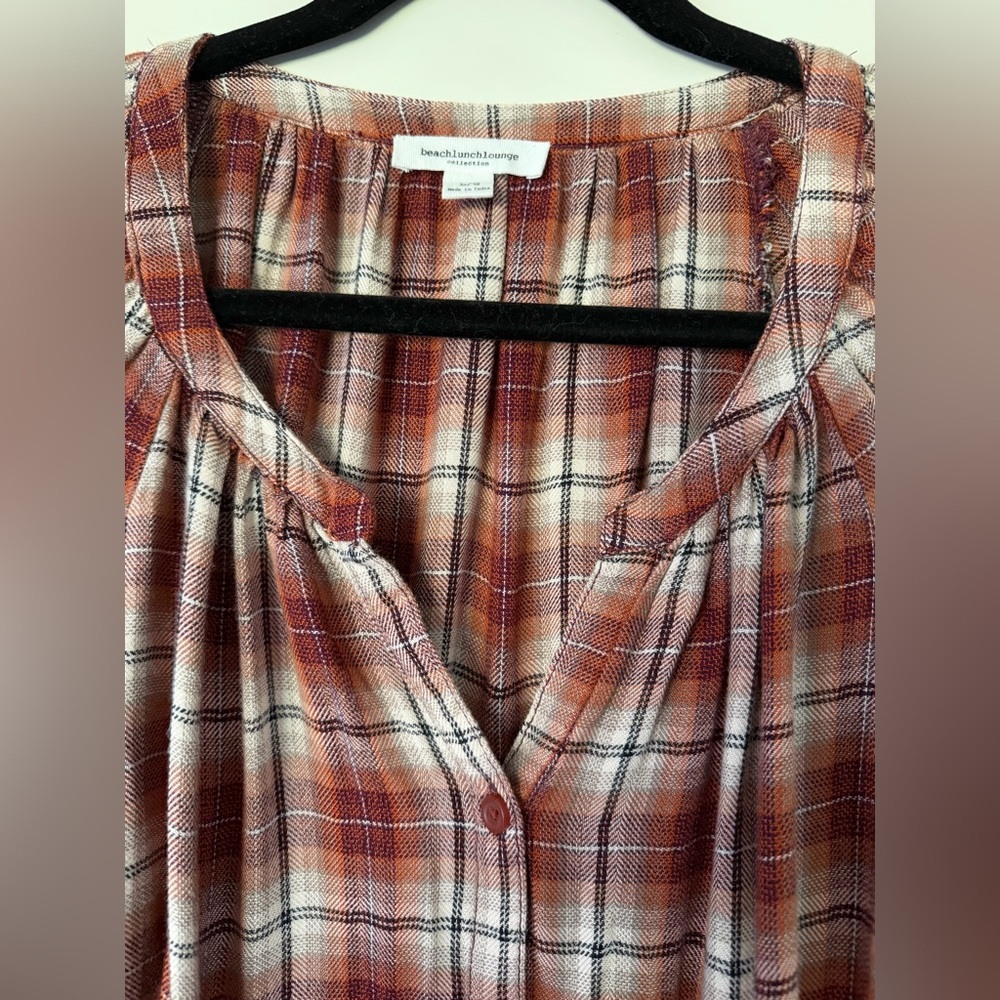 beachlunchlounge Plaid Button down Top - Picture 3 of 7